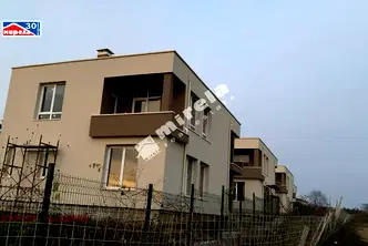 Къща във Варна, м-т Боровец - юг