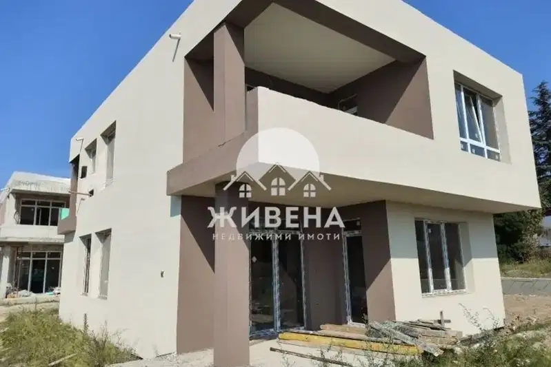 House in Varna, Borovec - Yug