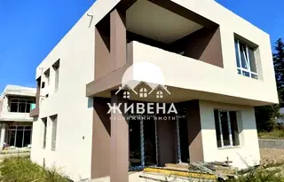 Къща във Варна, м-т Боровец - юг