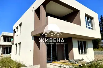 Къща във Варна, м-т Боровец - юг