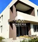 Къща във Варна, м-т Боровец - юг