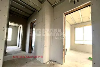 Къща във Варна, м-т Боровец - юг
