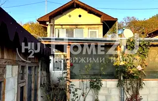 Къща във Варна, м-т Боровец - юг
