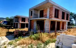 Къща във Варна, м-т Долна Трака