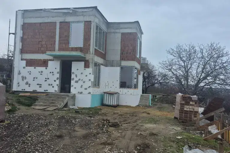 Къща във Варна, м-т Долна Трака