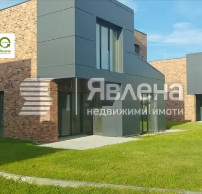 Снимка 3 — Къща във Варна, м-т Долна Трака