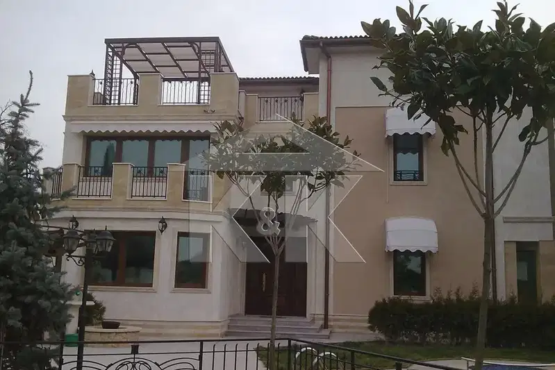 Къща във Варна, м-т Долна Трака