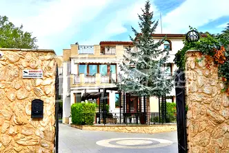 Къща във Варна, м-т Долна Трака
