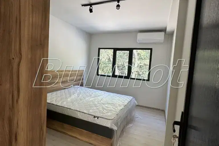 House in Varna, Fichoza
