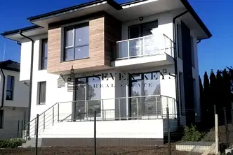 Къща във Варна, м-т Горна Трака