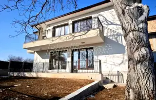 Къща във Варна, м-т Горна Трака