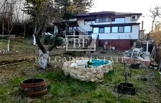 Къща във Варна, м-т Горна Трака