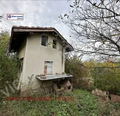 Снимка 4 — Къща във Велико Търново, м-т Козлуджа