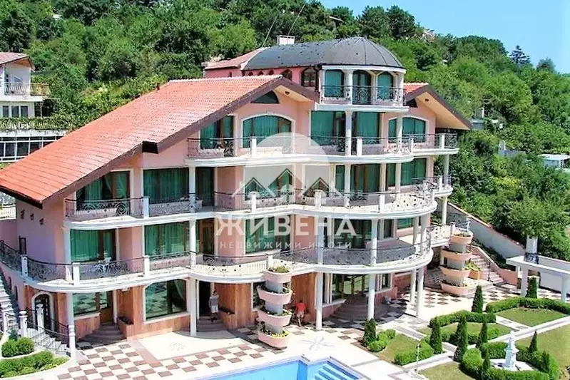 House in Varna, Manastirski Rid