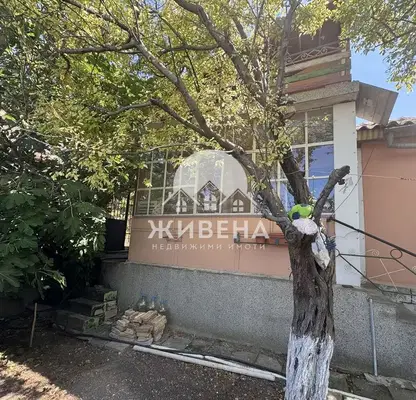 Снимка 4 — Къща във Варна, м-т Манастирски рид