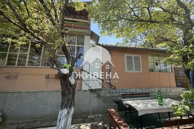 House in Varna, Manastirski Rid