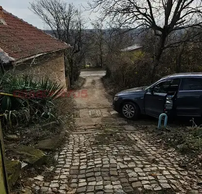 Photo 2 — House in Pleven, Orleto