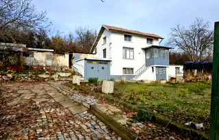 Къща в Плевен, м-т Орлето