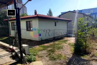 Къща във Варна, м-т Пчелина