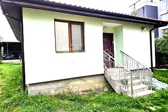 Къща във Варна, м-т Пчелина