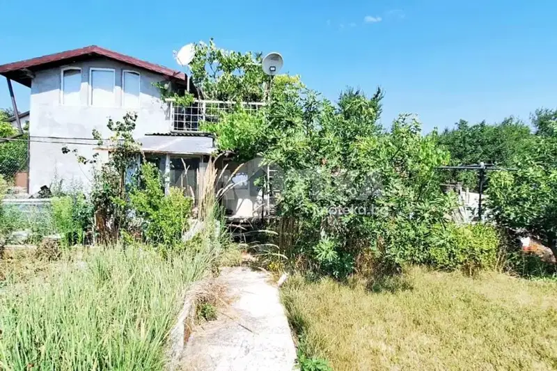 House in Varna, Perchemliyata