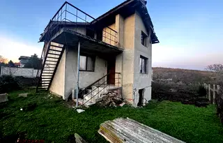 Къща във Варна, м-т Перчемлията