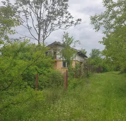 Снимка 3 — Къща в Плевен, м-т Плочата
