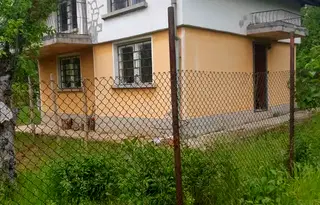 Къща в Плевен, м-т Плочата