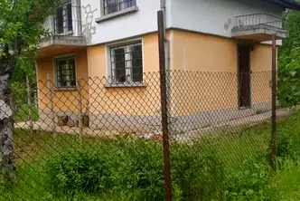 Къща в Плевен, м-т Плочата