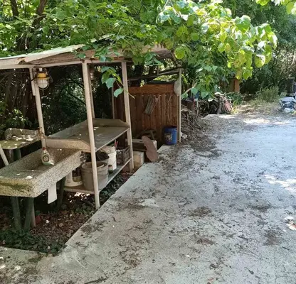 Снимка 3 — Къща с 2 стаи в м-т Прибой, Варна с двор 600 кв.м.