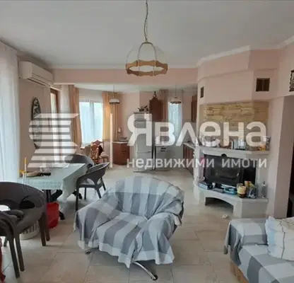 Снимка 4 — Къща във Варна, м-т Ракитника