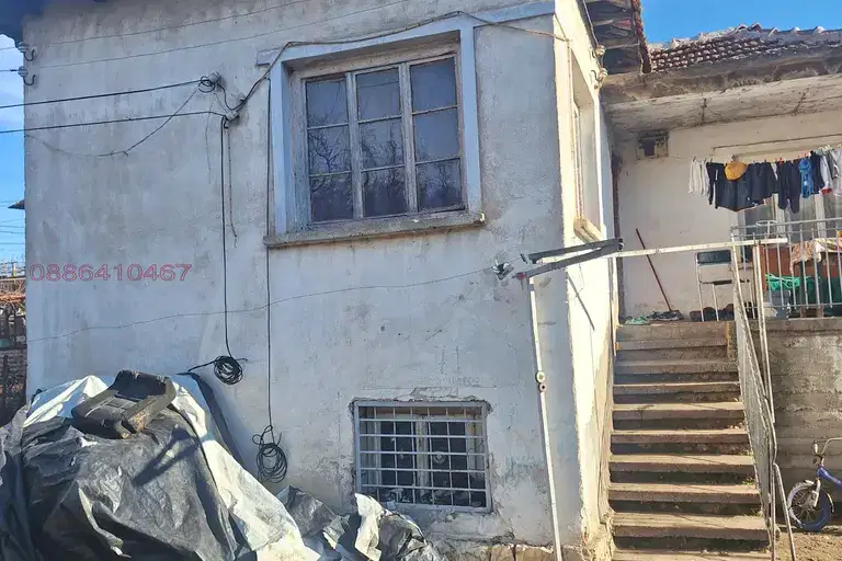Къща в Монтана, Мала Кутловица