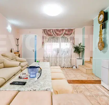 Photo 2 — House in Sofiya, Nadejda 2