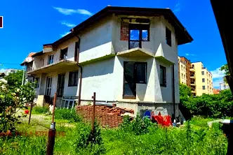 Къща в София, Надежда 3