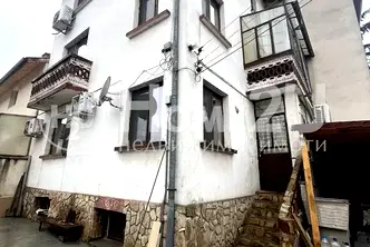 Къща в София, Орландовци