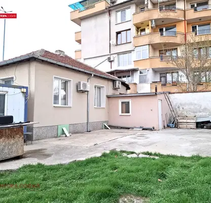Снимка 3 — Къща в София, Орландовци