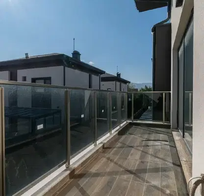 Photo 4 — House in Plovdiv, Ostromila