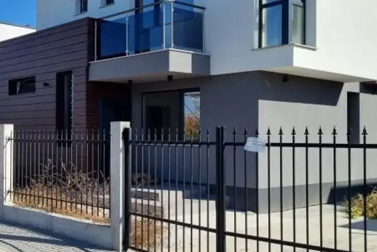 House in Plovdiv, Ostromila