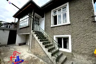 Къща в Шумен, Пазара