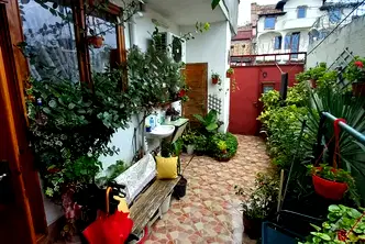 Къща в Бургас, Победа