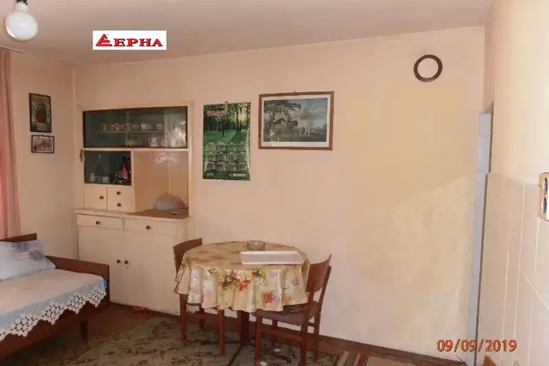 House in Haskovo, Poroini
