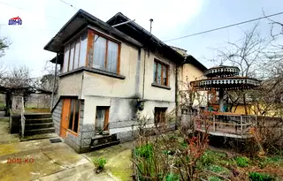 Къща в Пазарджик, Промишлена зона