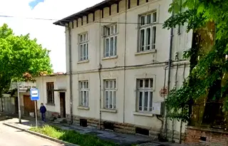Къща в Габрово, Промишлена зона
