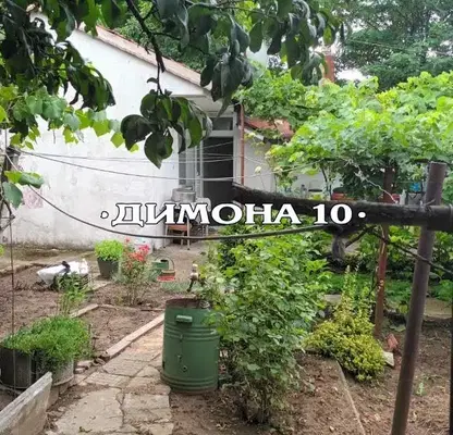 Снимка 3 — Къща в Русе, Промишлена зона - Изток
