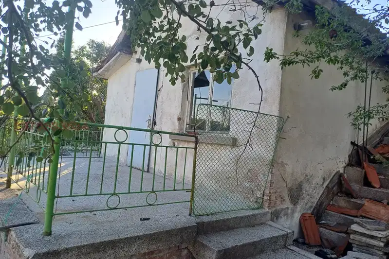 House in Haskovo, Promishlena Zona - Iztok