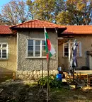 Къща в Раз, Промишлена зона - Запад