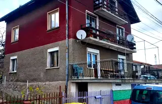 Къща в Перник, Ралица
