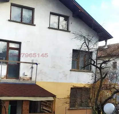 Photo 2 — House in Pernik, Ralica