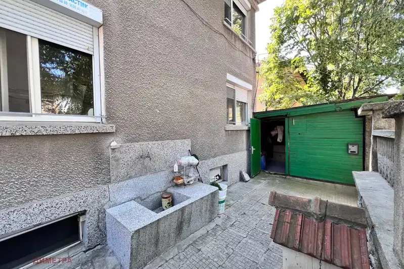 House in Haskovo, Republika