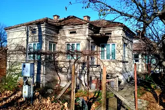 Къща в Добрич, Рилци